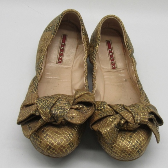 Prada Gold Snake Embossed Leather Flats w/ Bow sz 37.5 - Picture 1 of 7